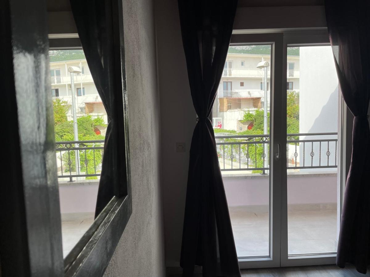 Apartment Kuba Makarska Esterno foto