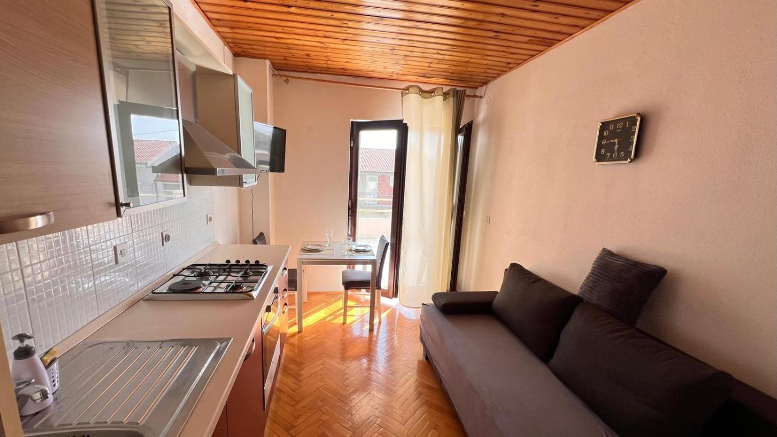Apartment Kuba Makarska Esterno foto