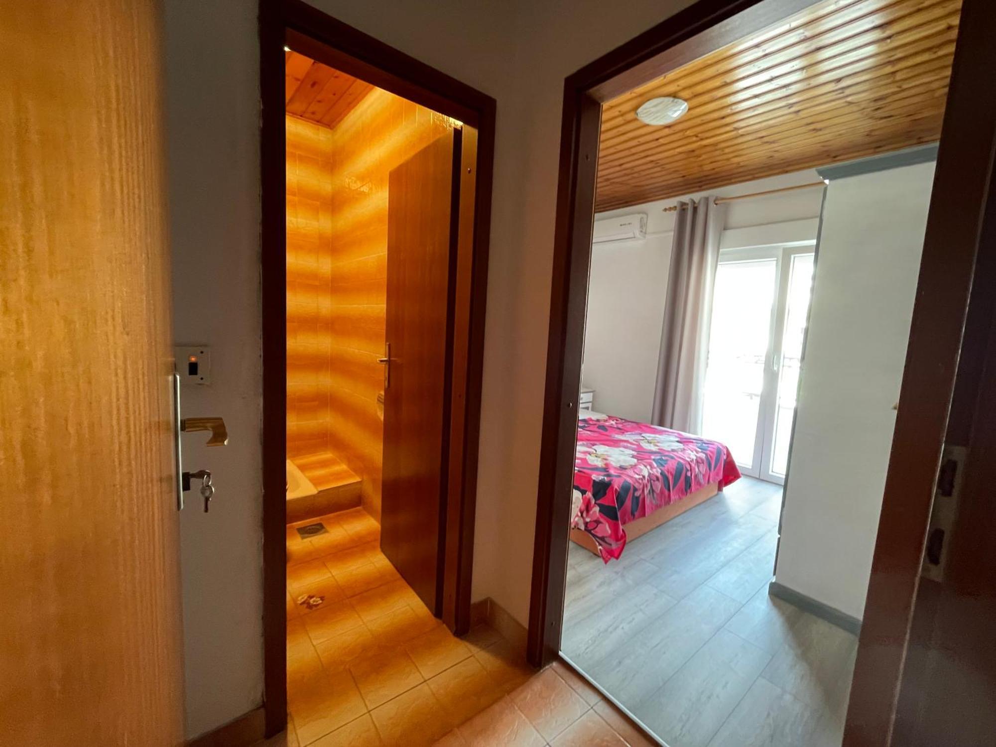 Apartment Kuba Makarska Esterno foto